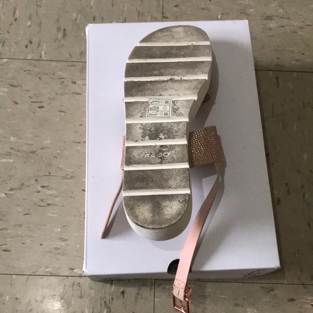 Strapped Platform Sandals - Picture 3 of 3